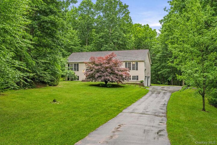 Property Photo:  274 Echo Road  NY 12721 