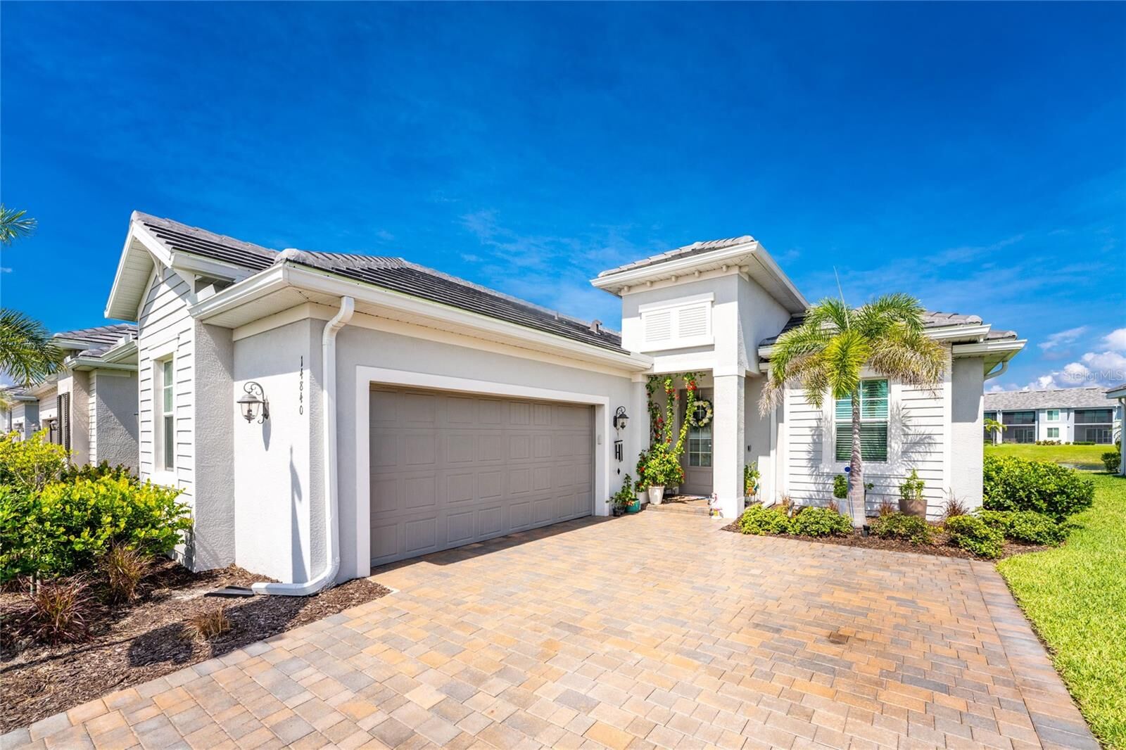 Property Photo: 14840 Redbud Lane FL 33955