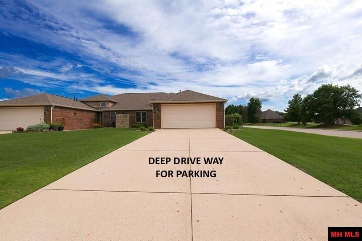 Property Photo:  15 Turnberry Court  AR 72653 