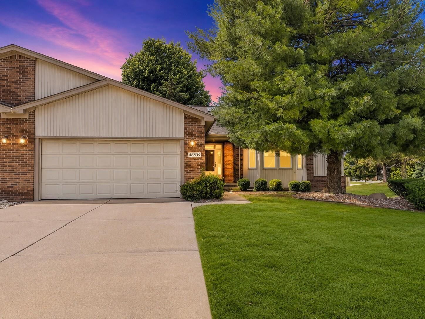 Property Photo: 46839 Scotch Pine Lane MI 48042