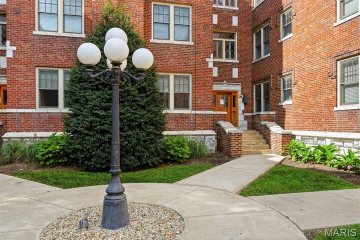Property Photo:  4101 Magnolia Avenue 105  MO 63110 