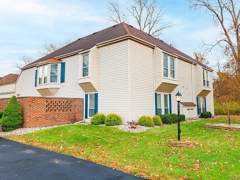 Property Photo: 8253 Colony MI 48138