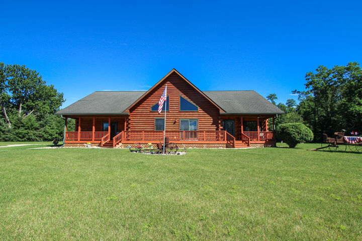 Property Photo: 56664 Tanner Trail MI 49093