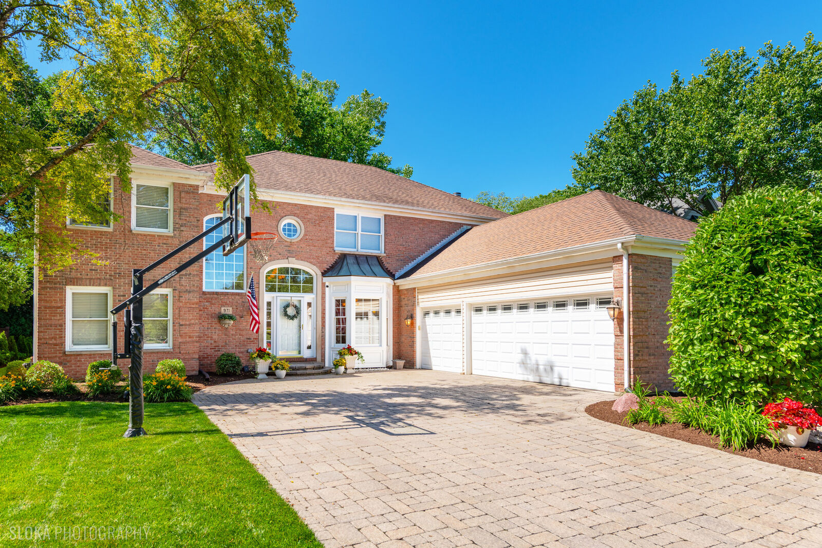 Property Photo:  971 W Willow Street  IL 60067 