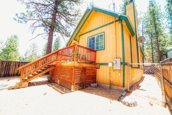 Property Photo:  2044 Shady  CA 92314 