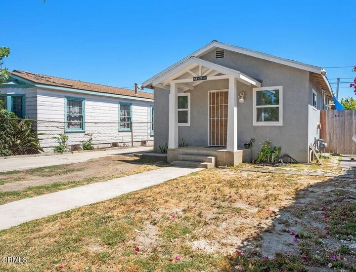 Property Photo: 1418 W 69th Street CA 90047