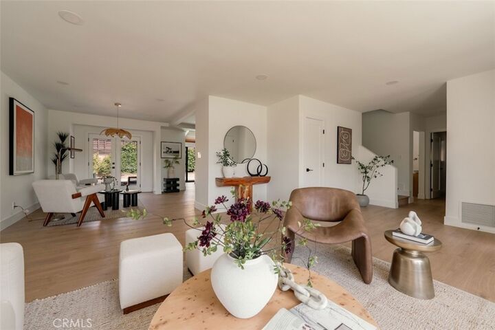 Property Photo: 13925 Branton Place CA 91423