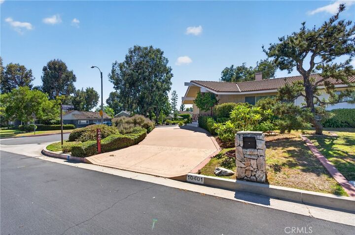 Property Photo:  10401 Wystone Avenue  CA 91326 
