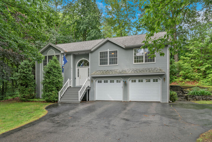 Property Photo:  1 Hillcrest Drive  ME 04083 
