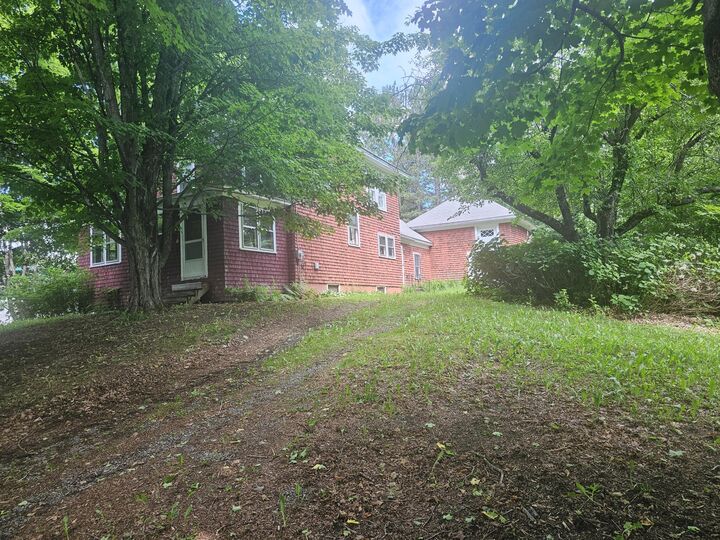 Property Photo:  32 Willow Street  ME 04765 