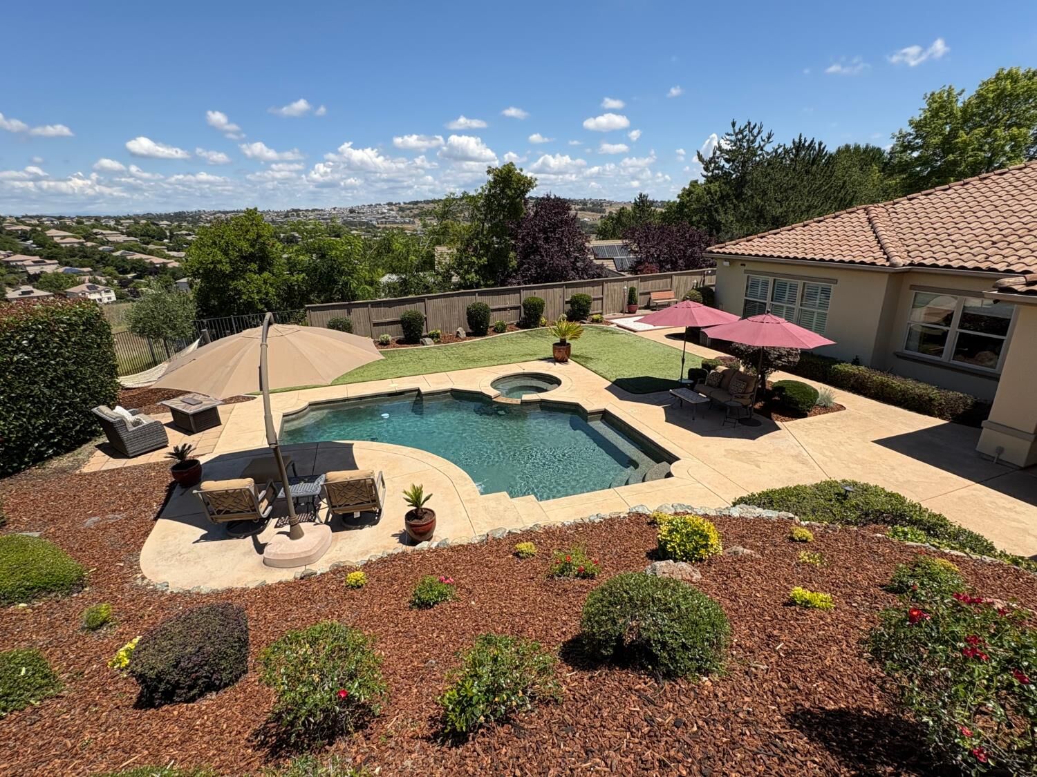 Property Photo:  5011 Tesoro Way  CA 95762 
