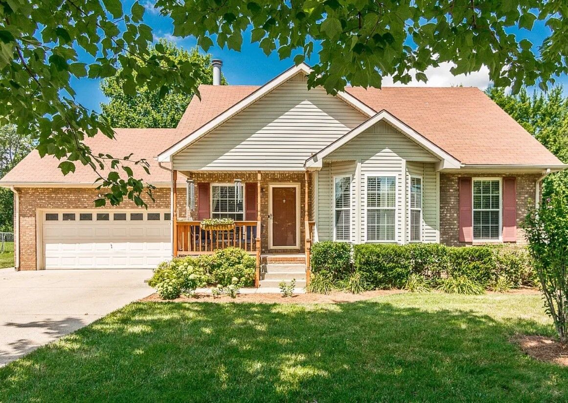 Property Photo:  1010 Blue Ridge Pkwy  TN 37072 