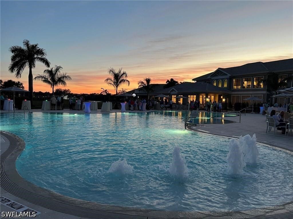 Property Photo:  9500 Highland Woods Boulevard 105  FL 34135 