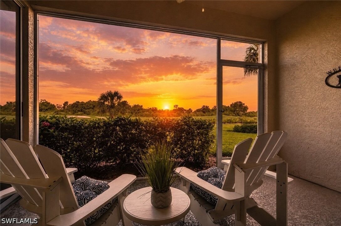Property Photo:  9500 Highland Woods Boulevard 105  FL 34135 