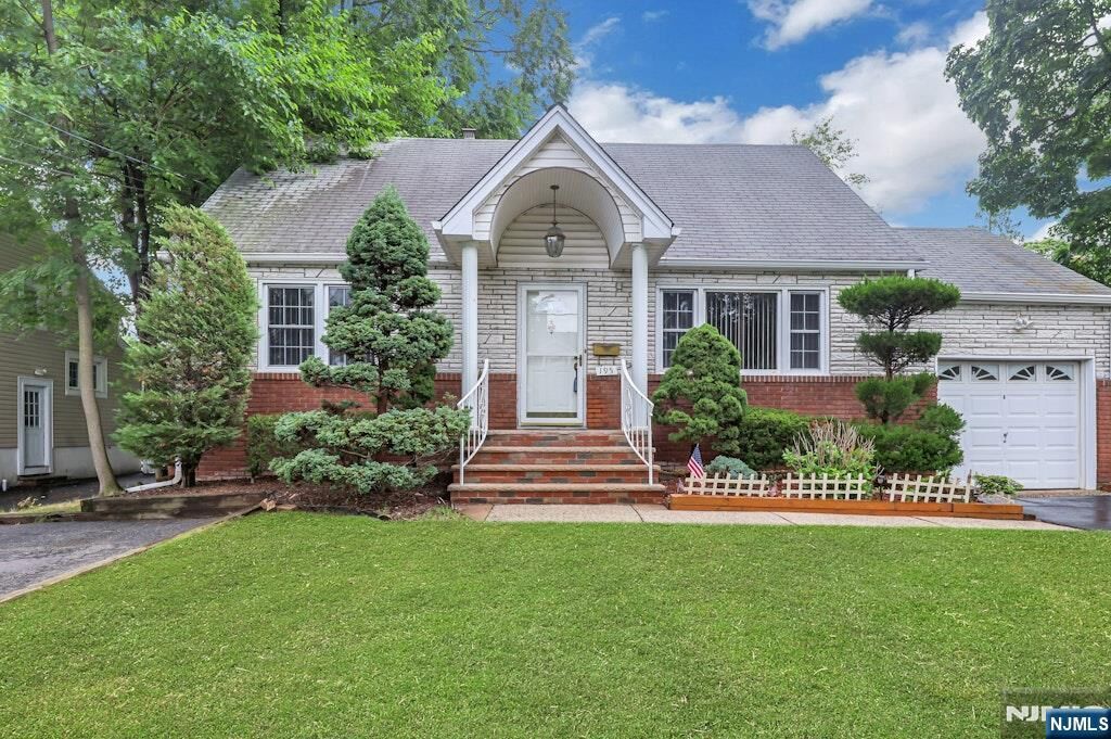 Property Photo:  195 Bergen Avenue  NJ 07646 