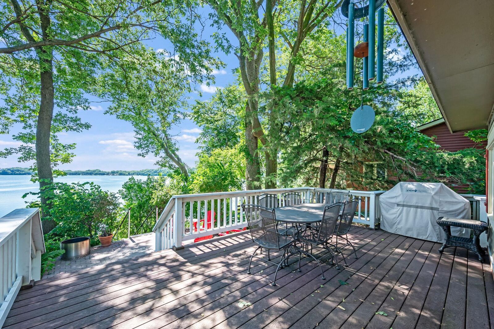 Property Photo:  3746 Sioux Lane  MN 56063 