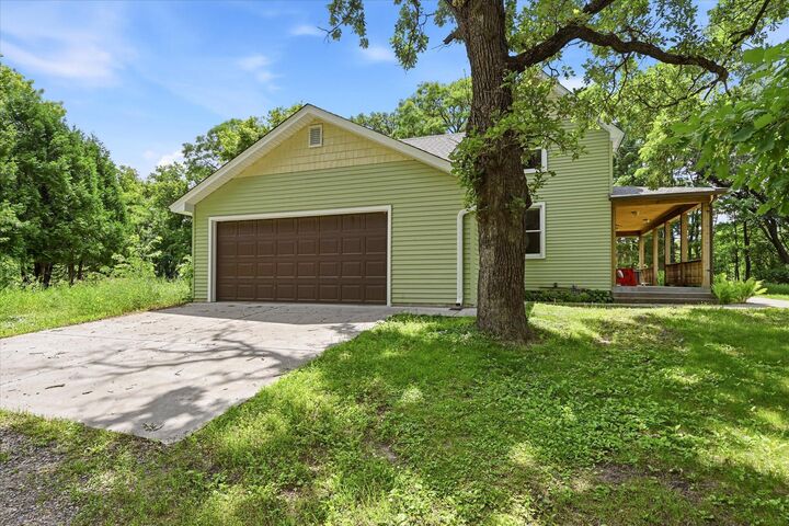 Property Photo:  17701 Notre Dame Street NE  MN 55025 
