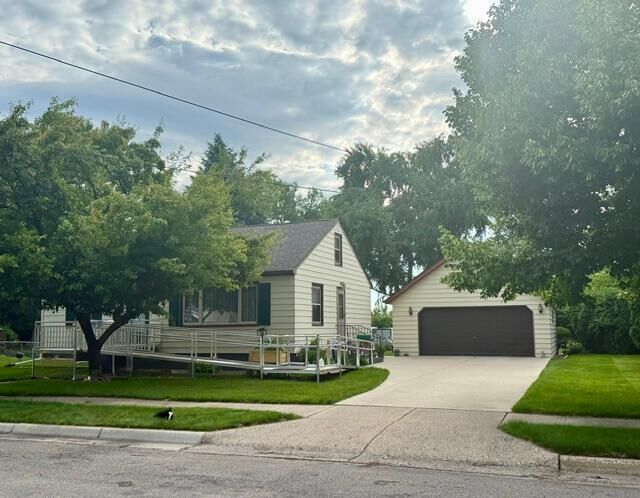 Property Photo:  38 Rose Avenue N  MN 55358 