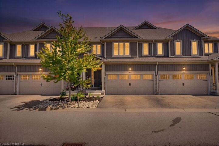 Property Photo:  80 Willow Street 84  ON N3L 0C6 
