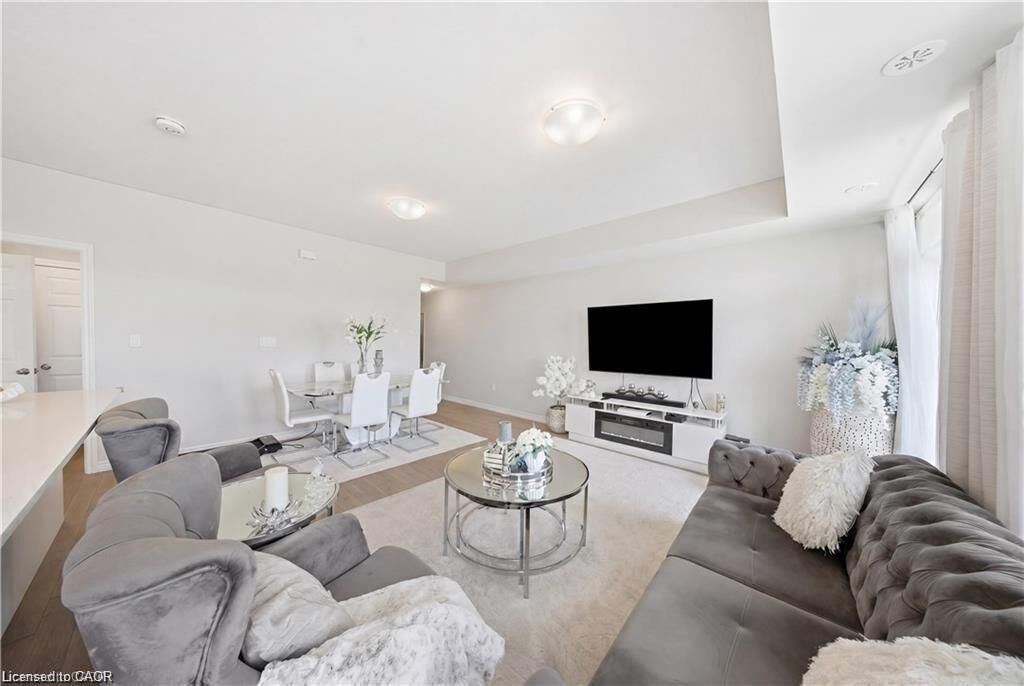 Property Photo:  176 Wheat Lane  ON N2R 0R4 