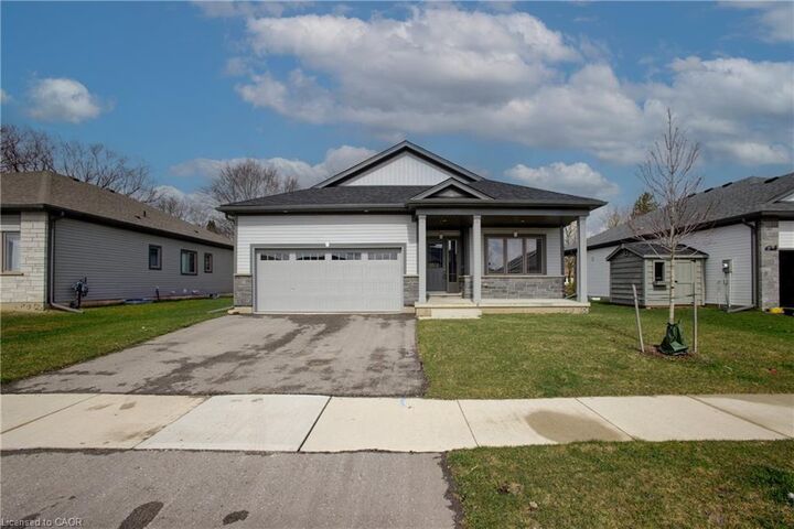 150 Ellen Street — photo 1