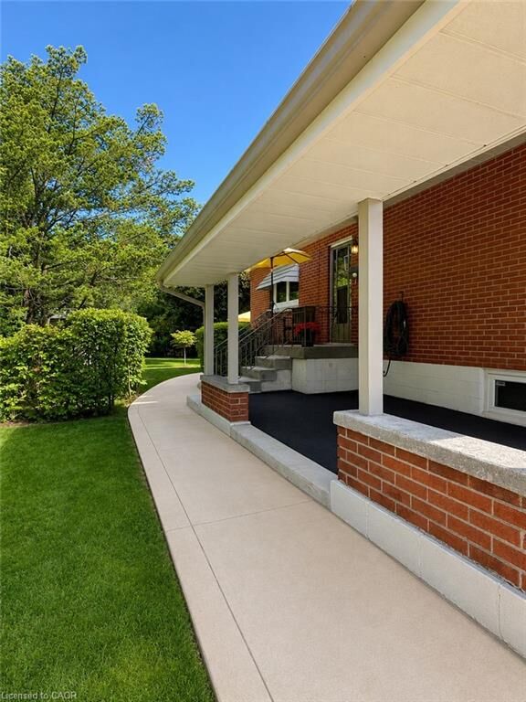 Property Photo:  23 Percy Court  ON L8T 1W7 