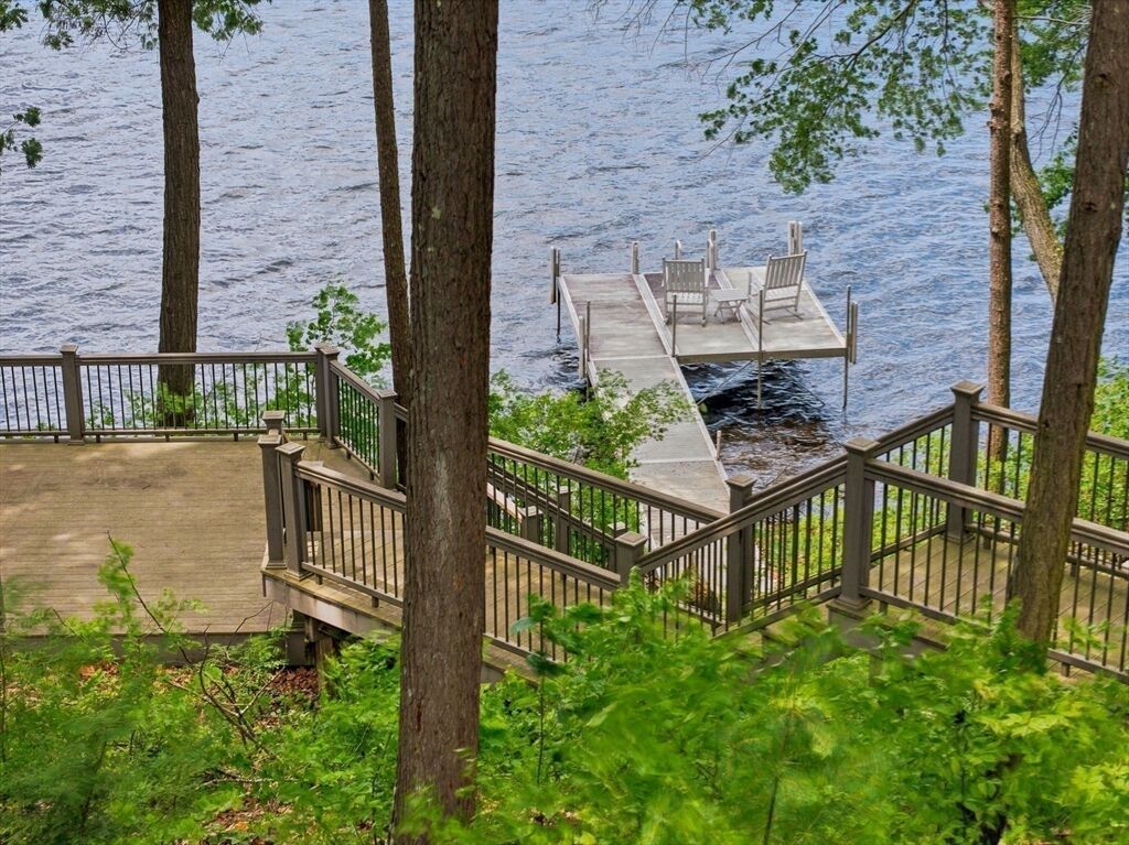 Property Photo:  70 Warren Ave  MA 01451 