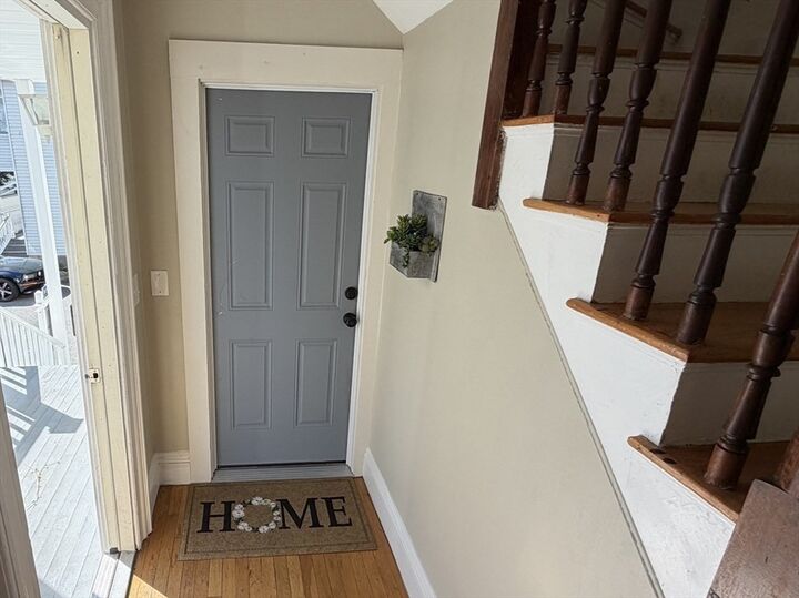Property Photo:  7 Thorndike Terrace 1  MA 01907 