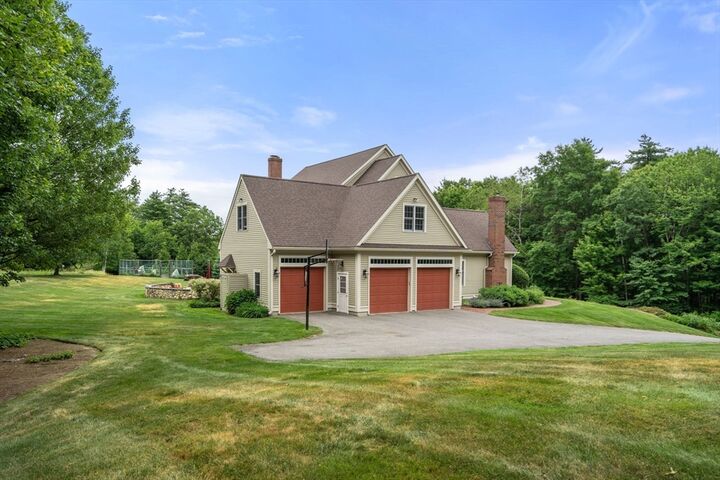 Property Photo:  35 Houghton Ln  MA 01719 