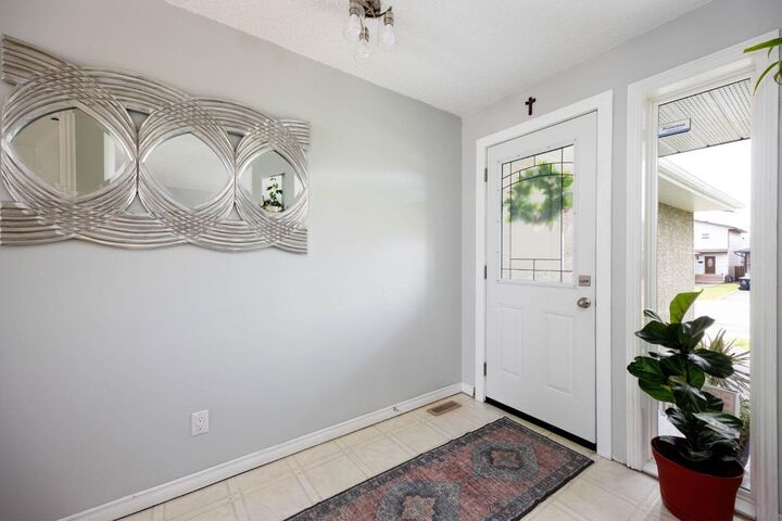 Property Photo:  161 Beaton Place  AB T9K 2B4 