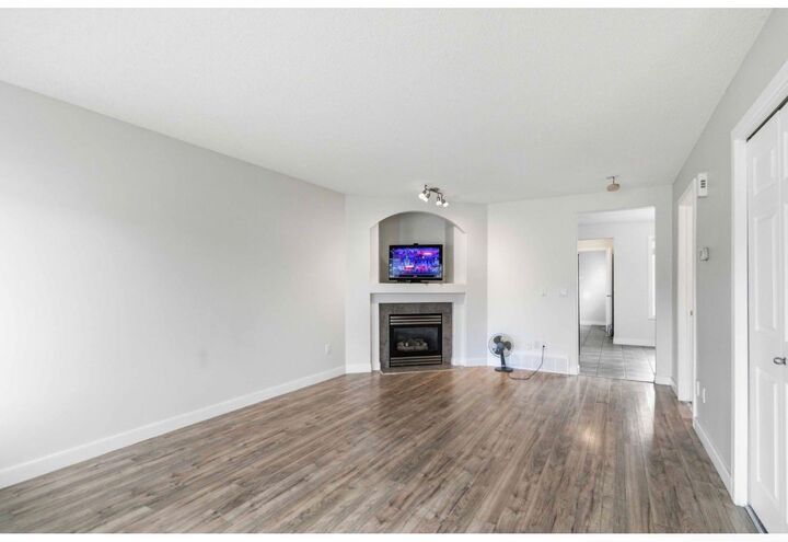Property Photo: 198 Fox Crescent AB T9K 0C1
