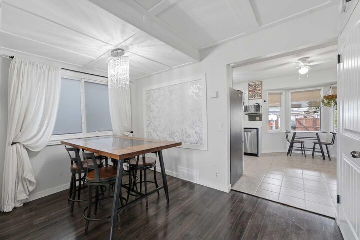 Property Photo:  17 Abberfield Crescent NE  AB T2A 6P4 