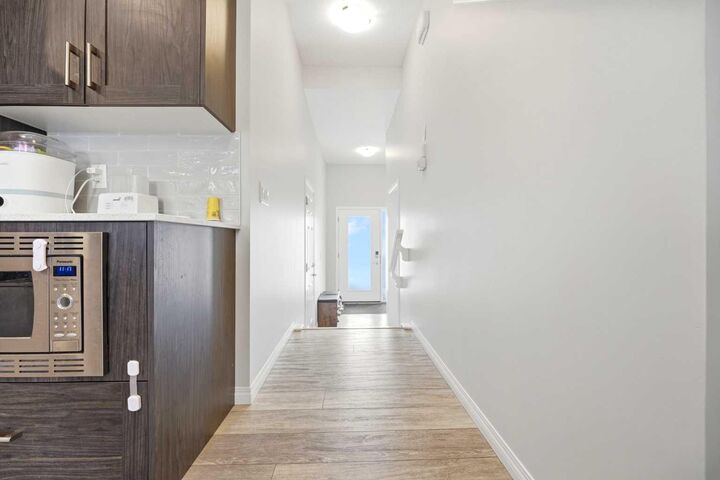Property Photo: 121 Carringvue Park NW AB T3P 1L1