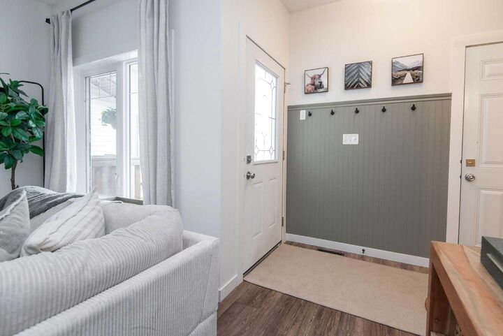 Property Photo:  125 Winston Place  AB T4M 0K9 