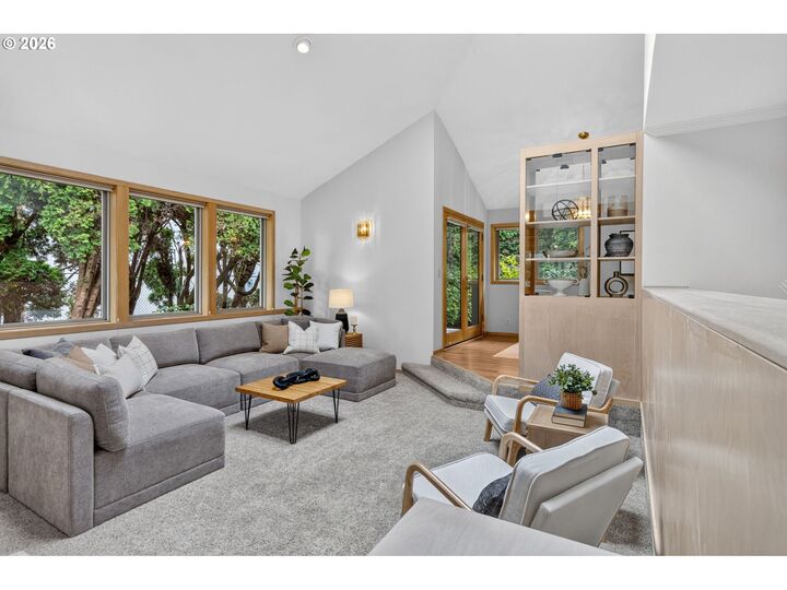 Property Photo:  2736 Harlow Rd  OR 97401 