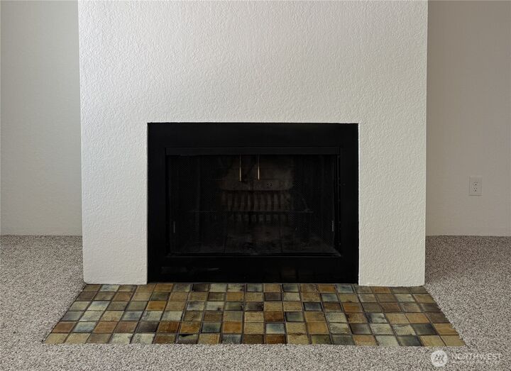Property Photo:  555 N 105th Street  WA 98133 