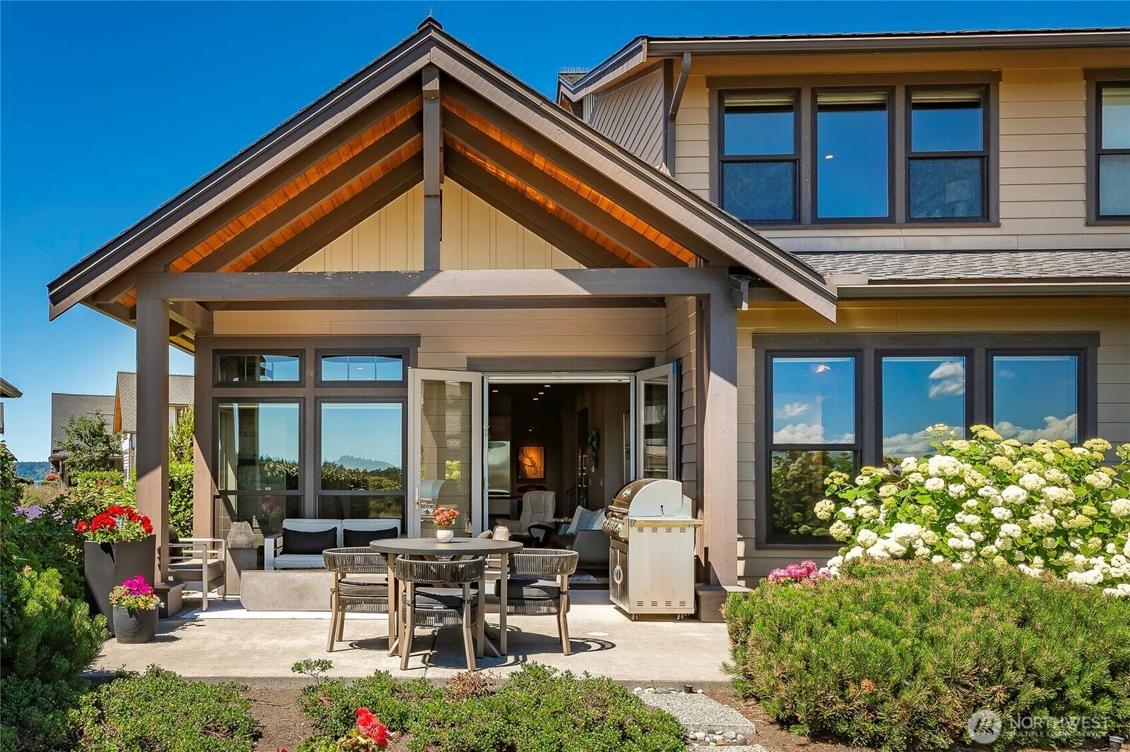 Property Photo: 9428 Turnstone Lane 31 WA 98230