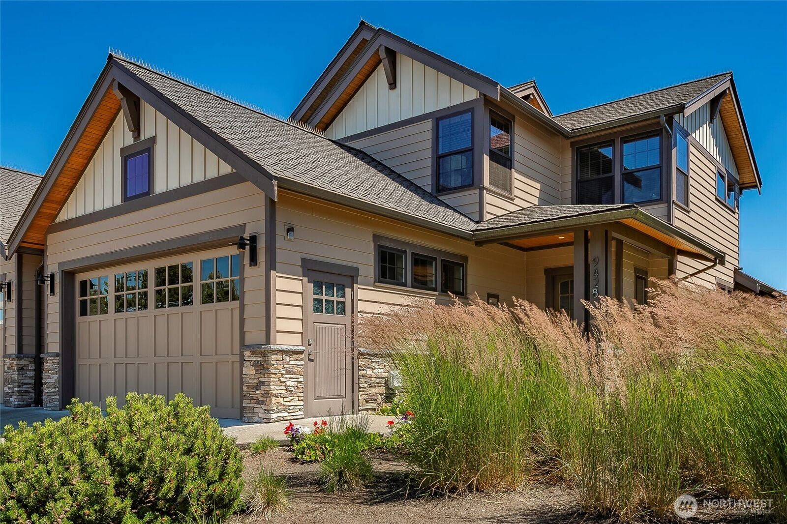 Property Photo: 9428 Turnstone Lane 31 WA 98230