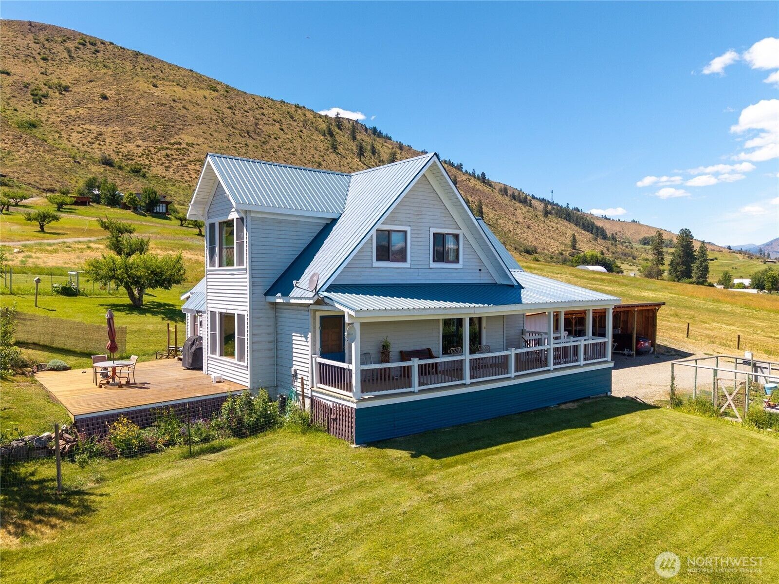 Property Photo: 195 Twin Lakes Road WA 98862