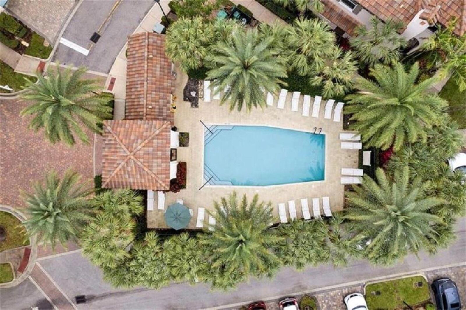 Property Photo:  2930 Cascada Isles Way  FL 33024 