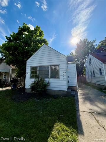 Property Photo:  6395 Westwood Street  MI 48228 