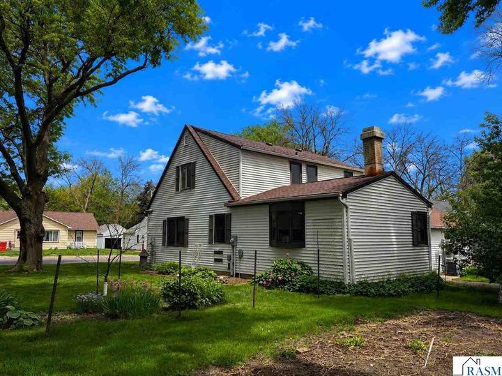Property Photo:  940 Victoria Street  MN 56031 