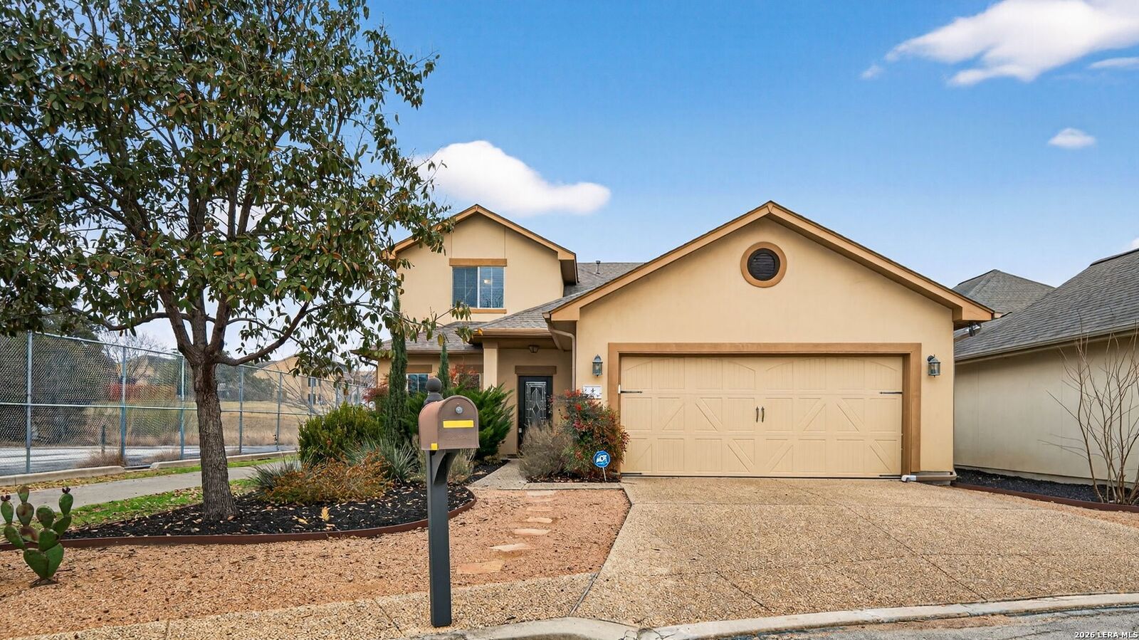 Property Photo: 4 Stafford TX 78217
