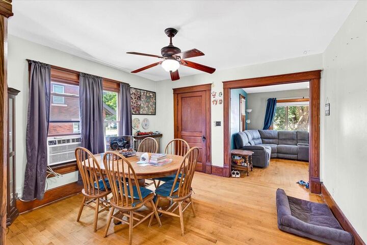Property Photo:  572 N Monroe Street  WI 53594 