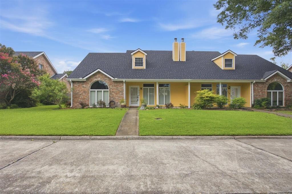 Property Photo:  4105 Oak Point Ln Lane  LA 70605 