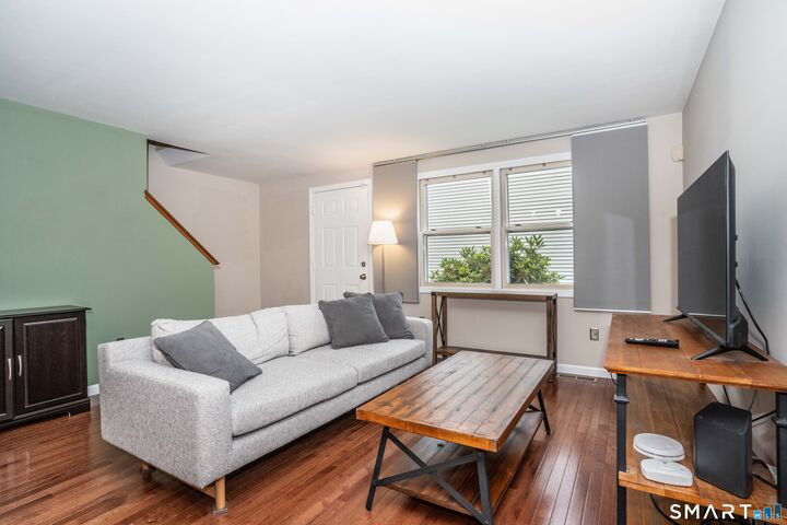 Property Photo:  27 Allspice Lane 27  CT 06033 