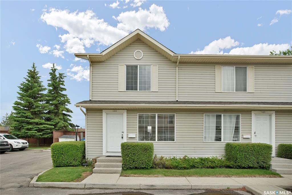 Property Photo: 815 Kristjanson Road 133 SK S7S 1M6