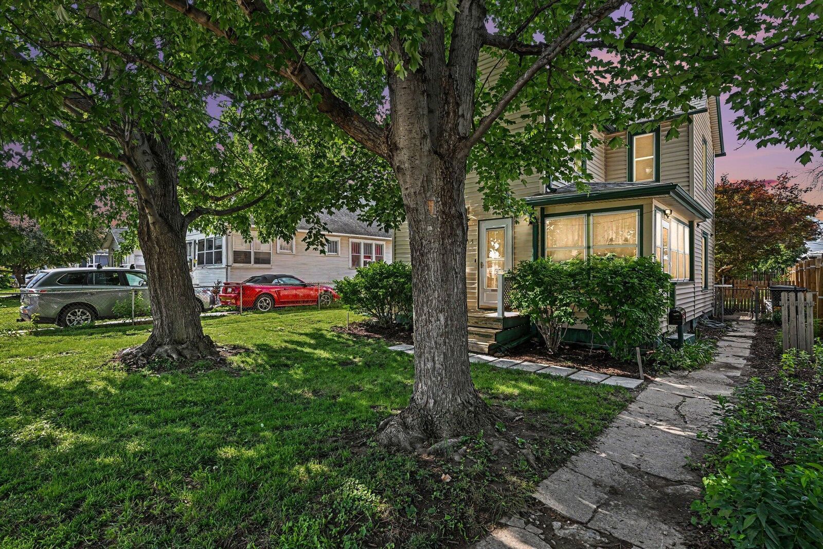 Property Photo:  2504 Avenue F  IA 51501 