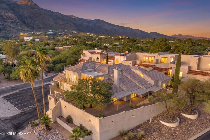 Property Photo: 6543 N Turnberry Drive AZ 85718