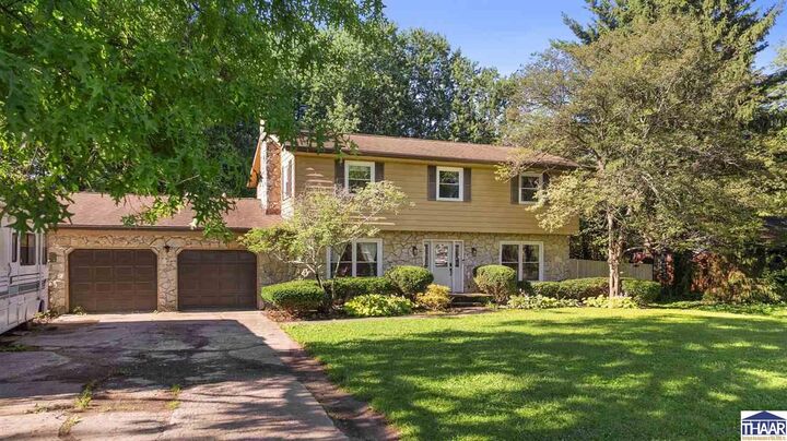 Property Photo: 113 Woodbine Drive IN 47802
